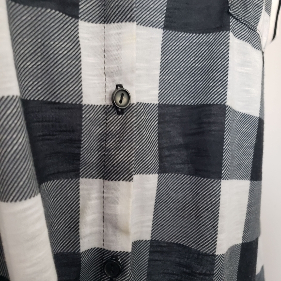 No Boundaries Women's XL Black White Buffalo Plaid Check Cap Sleeve Button Up - Picture 4 of 9